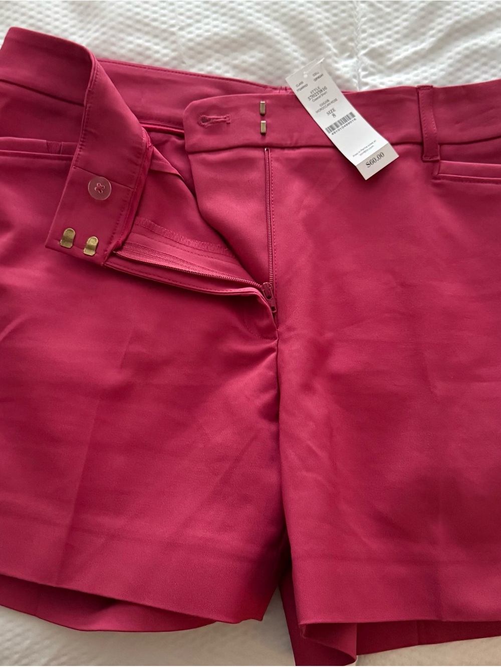 WHBM Shorts 5” size 8 NWT - Picture 3 of 6
